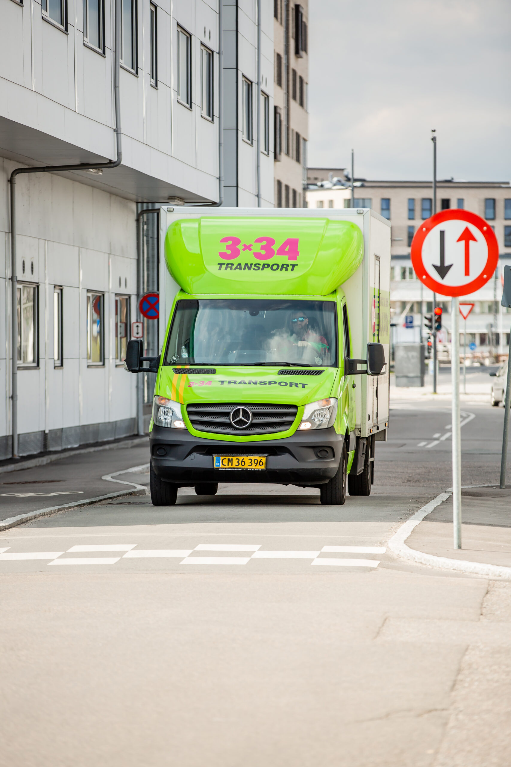 Flyttebil kommer for at flytte dine ting i Roskilde